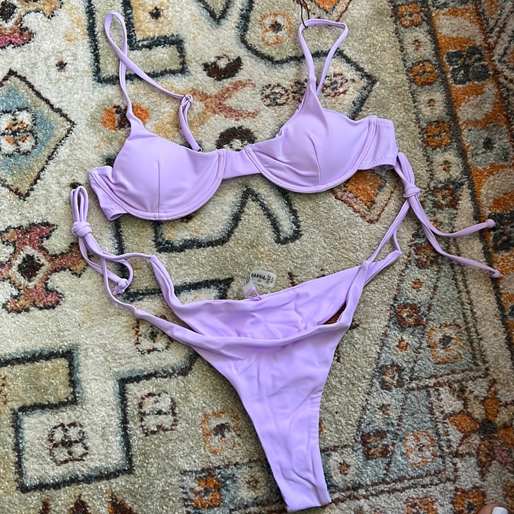 New Zaful Lilac Underwire String Bikini
